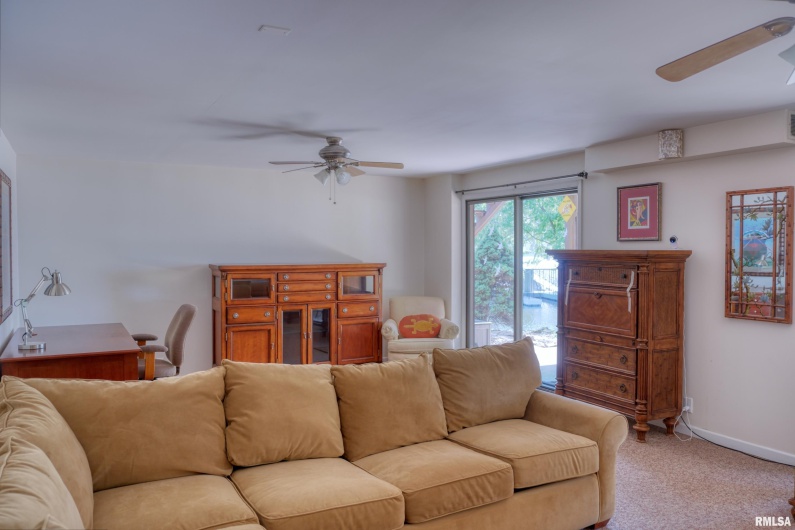 13047 HAWK Lane, Creal Springs, Illinois 62922, 2 Bedrooms Bedrooms, 0 ,2 BathroomsBathrooms,Residential,For Sale,HAWK,0,RMAEB459338