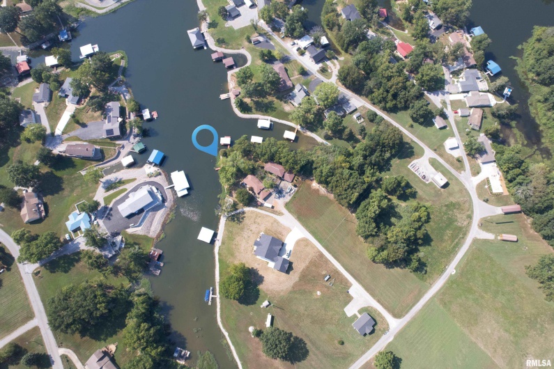 13047 HAWK Lane, Creal Springs, Illinois 62922, 2 Bedrooms Bedrooms, 0 ,2 BathroomsBathrooms,Residential,For Sale,HAWK,0,RMAEB459338