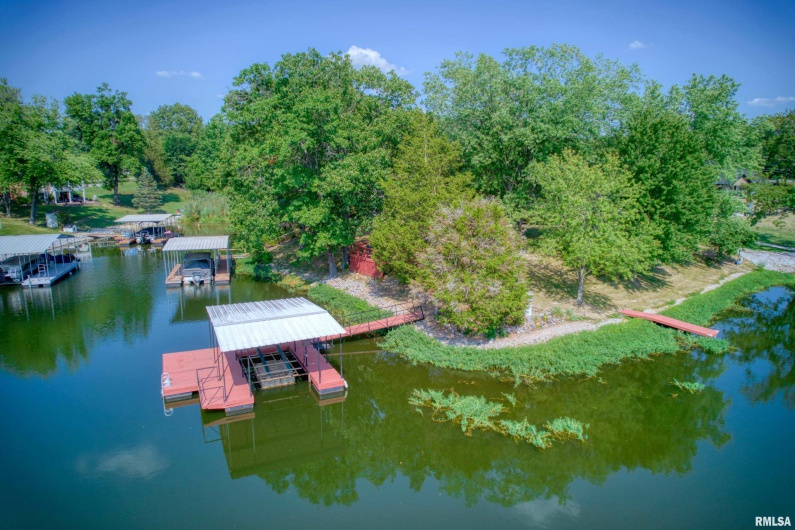 13047 HAWK Lane, Creal Springs, Illinois 62922, 2 Bedrooms Bedrooms, 0 ,2 BathroomsBathrooms,Residential,For Sale,HAWK,0,RMAEB459338