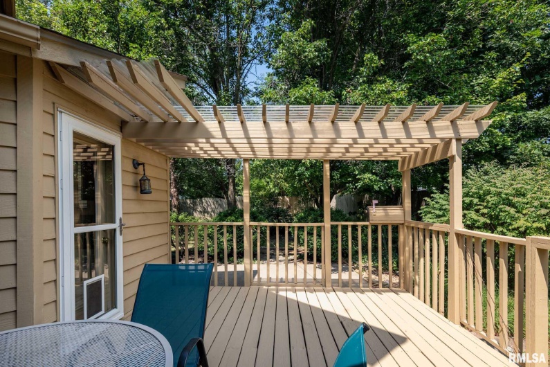 1000 MEADOWLARK Drive, Carterville, Illinois 62918, 3 Bedrooms Bedrooms, 0 ,2 BathroomsBathrooms,Residential,For Sale,MEADOWLARK,0,RMAQC4266542