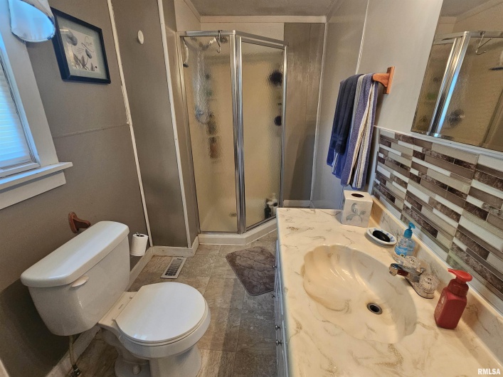 313 9TH Street, Brookport, Illinois 62910, 2 Bedrooms Bedrooms, 0 ,1 BathroomBathrooms,Residential,For Sale,9TH,0,RMAEB459035