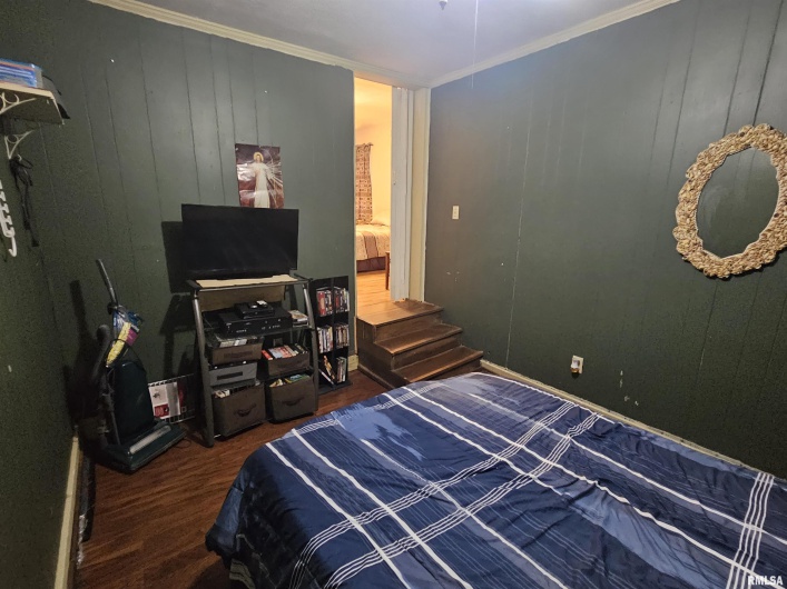 313 9TH Street, Brookport, Illinois 62910, 2 Bedrooms Bedrooms, 0 ,1 BathroomBathrooms,Residential,For Sale,9TH,0,RMAEB459035