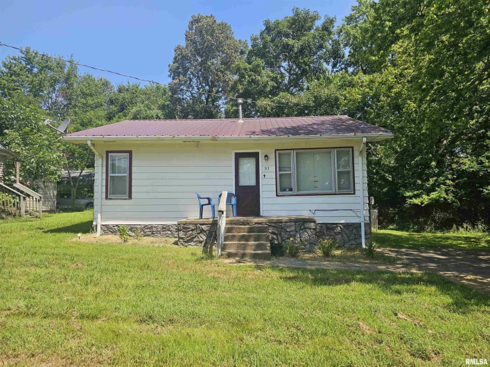 313 9TH Street, Brookport, Illinois 62910, 2 Bedrooms Bedrooms, 0 ,1 BathroomBathrooms,Residential,For Sale,9TH,0,RMAEB459035