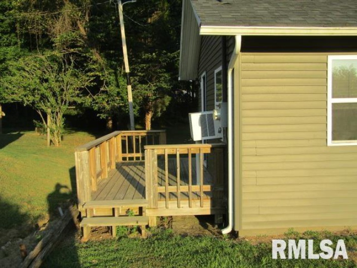 1506 HILLSIDE Road, Rosiclare, Illinois 62982, 2 Bedrooms Bedrooms, 0 ,1 BathroomBathrooms,Residential,For Sale,HILLSIDE,0,RMAEB459339