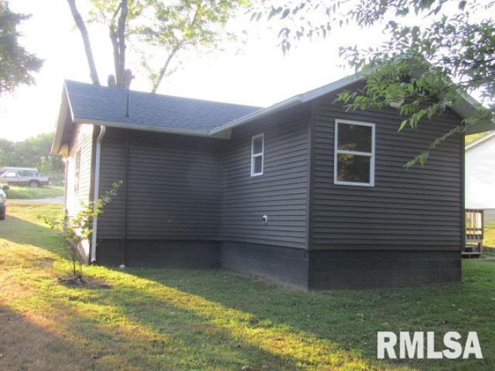 1506 HILLSIDE Road, Rosiclare, Illinois 62982, 2 Bedrooms Bedrooms, 0 ,1 BathroomBathrooms,Residential,For Sale,HILLSIDE,0,RMAEB459339