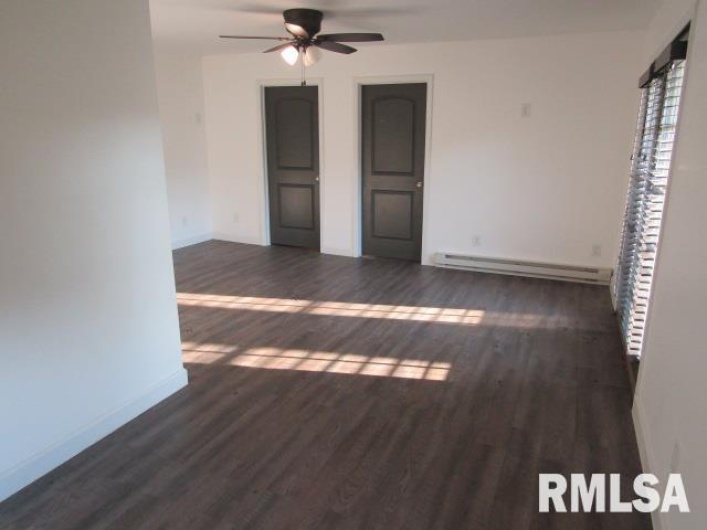 1506 HILLSIDE Road, Rosiclare, Illinois 62982, 2 Bedrooms Bedrooms, 0 ,1 BathroomBathrooms,Residential,For Sale,HILLSIDE,0,RMAEB459339