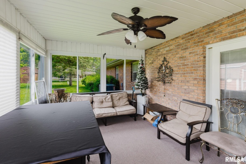 506 Aikman Street, Marion, Illinois 62959, 3 Bedrooms Bedrooms, 0 ,2 BathroomsBathrooms,Residential,For Sale,Aikman,0,RMAEB459342
