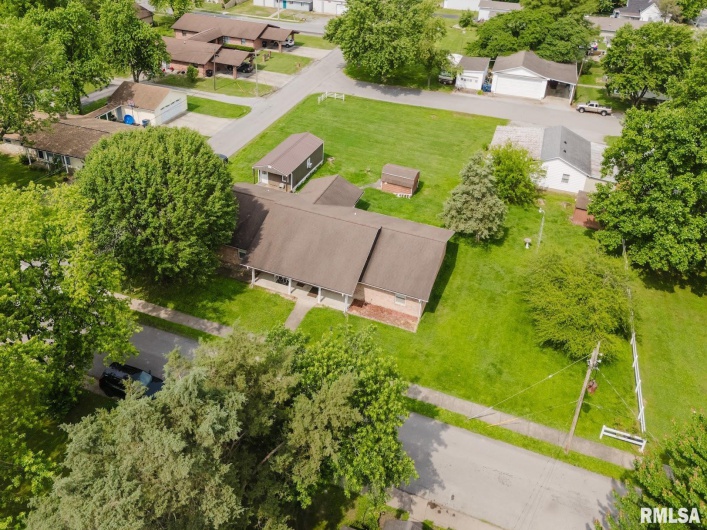 506 Aikman Street, Marion, Illinois 62959, 3 Bedrooms Bedrooms, 0 ,2 BathroomsBathrooms,Residential,For Sale,Aikman,0,RMAEB459342