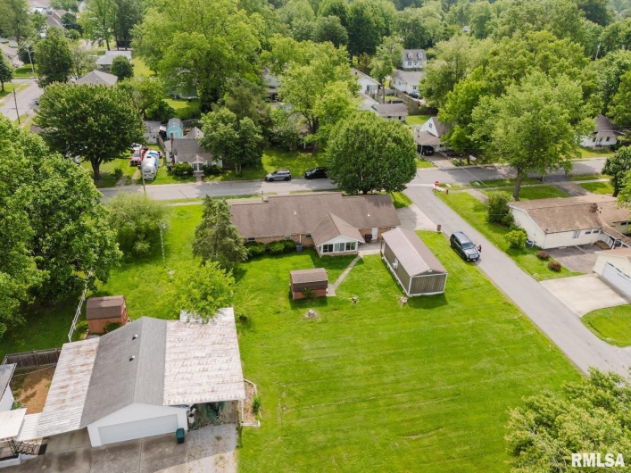 506 Aikman Street, Marion, Illinois 62959, 3 Bedrooms Bedrooms, 0 ,2 BathroomsBathrooms,Residential,For Sale,Aikman,0,RMAEB459342