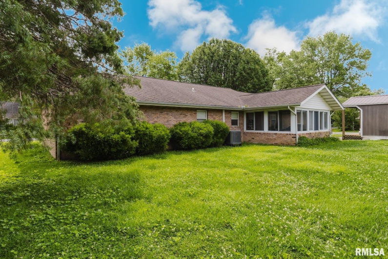 506 Aikman Street, Marion, Illinois 62959, 3 Bedrooms Bedrooms, 0 ,2 BathroomsBathrooms,Residential,For Sale,Aikman,0,RMAEB459342