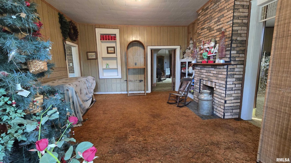 215 VIENNA Street, Anna, Illinois 62906, 2 Bedrooms Bedrooms, 0 ,2 BathroomsBathrooms,Residential,For Sale,VIENNA,0,RMAEB459347