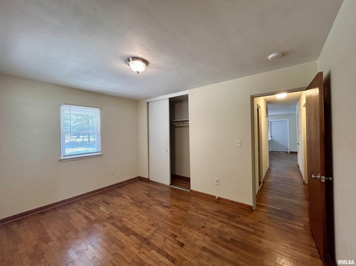1504 GRAND Avenue, Carbondale, Illinois 62902, 3 Bedrooms Bedrooms, 0 ,1 BathroomBathrooms,Residential,For Sale,GRAND,0,RMAEB459348