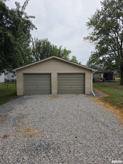 1505 GLENDALE, Marion, Illinois 62959, 0 , 0 ,0,Residential Income,For Sale,GLENDALE,0,RMAQC4266565