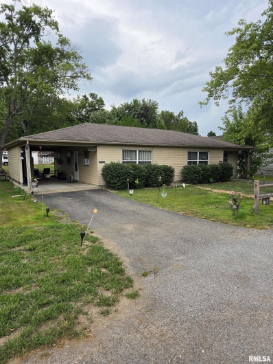 1505 GLENDALE, Marion, Illinois 62959, 0 , 0 ,0,Residential Income,For Sale,GLENDALE,0,RMAQC4266565