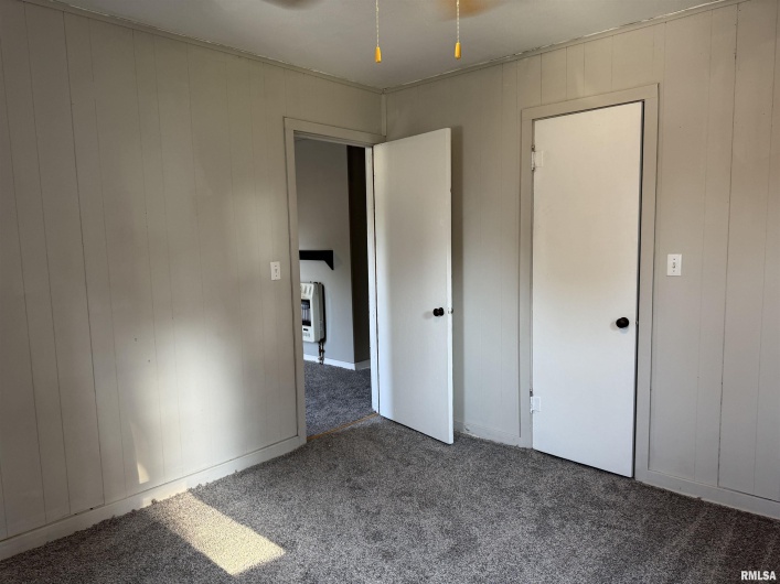 301 LEWIS Street, Vienna, Illinois 62995-0000, 2 Bedrooms Bedrooms, 0 ,1 BathroomBathrooms,Residential,For Sale,LEWIS,0,RMAEB459351