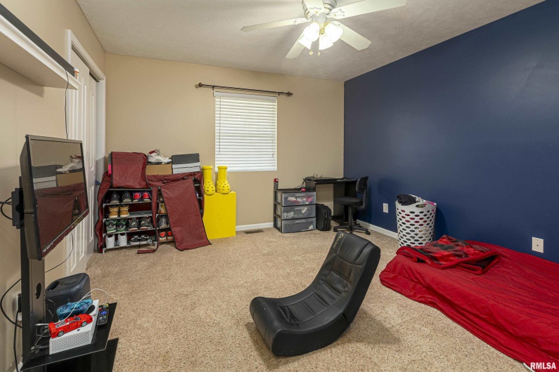 9983 Stilleys Mill Road, Marion, Illinois 62959, 3 Bedrooms Bedrooms, 0 ,2 BathroomsBathrooms,Residential,For Sale,Stilleys Mill,0,RMAEB458074