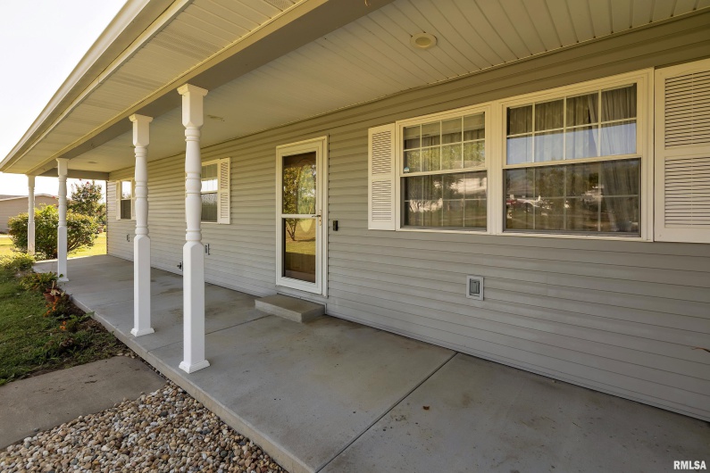 9983 Stilleys Mill Road, Marion, Illinois 62959, 3 Bedrooms Bedrooms, 0 ,2 BathroomsBathrooms,Residential,For Sale,Stilleys Mill,0,RMAEB458074
