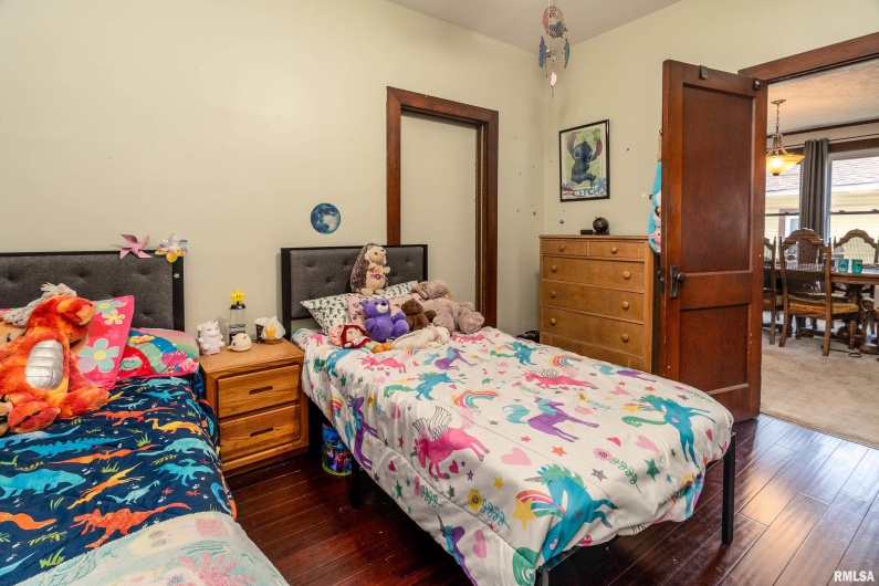 640 11TH Street, Murphysboro, Illinois 62966, 3 Bedrooms Bedrooms, 0 ,2 BathroomsBathrooms,Residential,For Sale,11TH,0,RMAEB459360