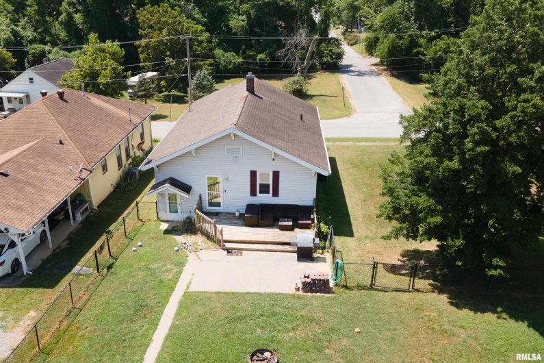 640 11TH Street, Murphysboro, Illinois 62966, 3 Bedrooms Bedrooms, 0 ,2 BathroomsBathrooms,Residential,For Sale,11TH,0,RMAEB459360