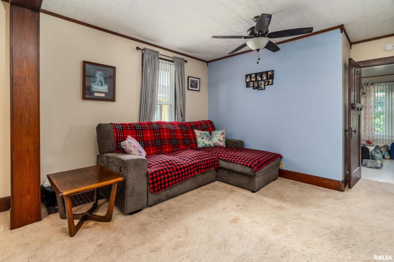 640 11TH Street, Murphysboro, Illinois 62966, 3 Bedrooms Bedrooms, 0 ,2 BathroomsBathrooms,Residential,For Sale,11TH,0,RMAEB459360