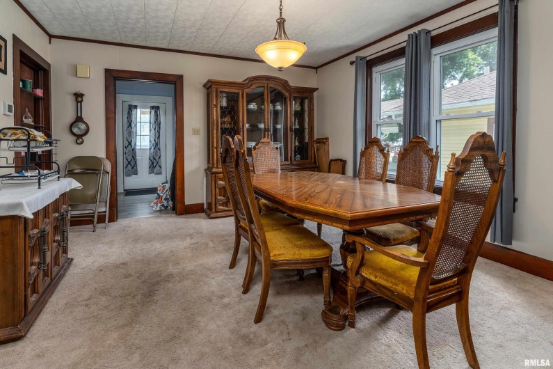 640 11TH Street, Murphysboro, Illinois 62966, 3 Bedrooms Bedrooms, 0 ,2 BathroomsBathrooms,Residential,For Sale,11TH,0,RMAEB459360