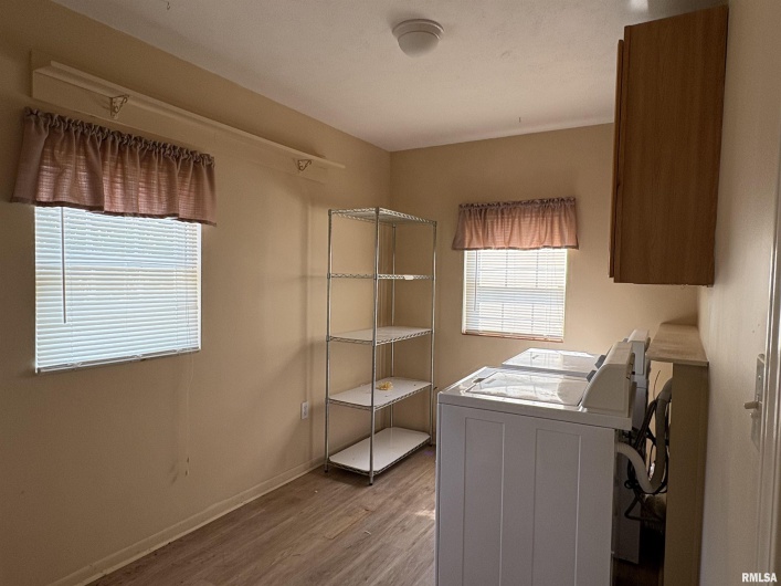 2043 PINE Street, Murphysboro, Illinois 62966, 2 Bedrooms Bedrooms, 0 ,1 BathroomBathrooms,Residential,For Sale,PINE,0,RMAEB459362