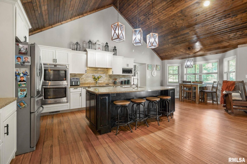 14458 Binkley Road, Marion, Illinois 62959, 5 Bedrooms Bedrooms, 0 ,2 BathroomsBathrooms,Residential,For Sale,Binkley,0,RMAQC4266597