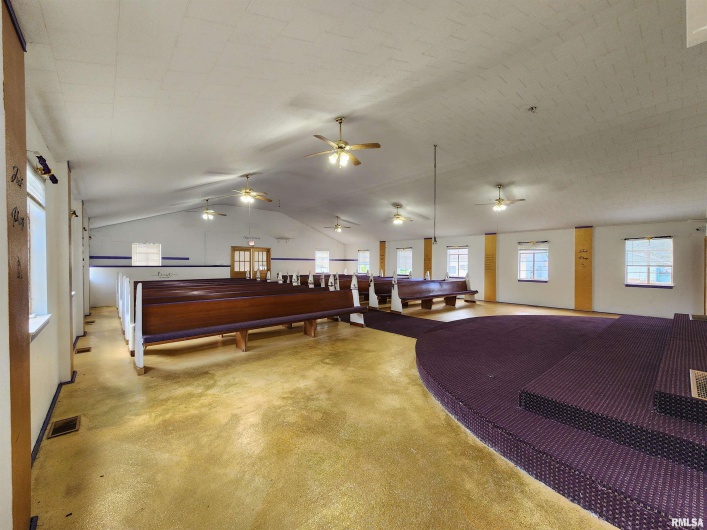 409 HILL Street, Marion, Illinois 62959-2746, 2 Bedrooms Bedrooms, 0 ,0,Residential,For Sale,HILL,0,RMAEB459364