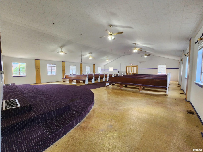 409 HILL Street, Marion, Illinois 62959-2746, 2 Bedrooms Bedrooms, 0 ,0,Residential,For Sale,HILL,0,RMAEB459364