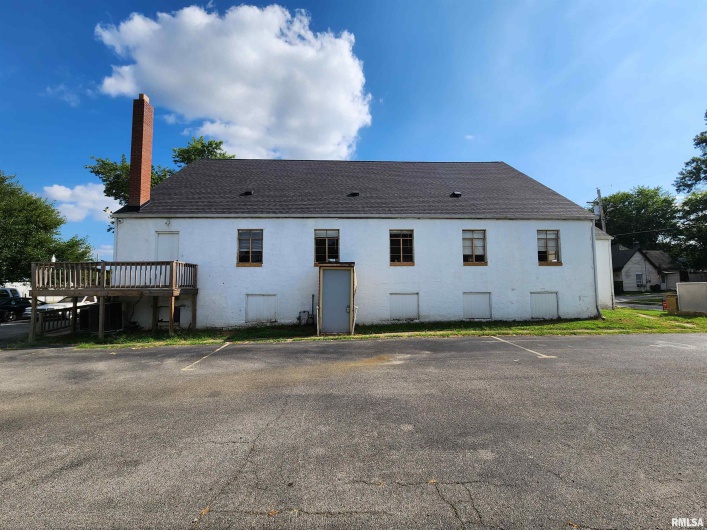 409 HILL Street, Marion, Illinois 62959-2746, 2 Bedrooms Bedrooms, 0 ,0,Residential,For Sale,HILL,0,RMAEB459364