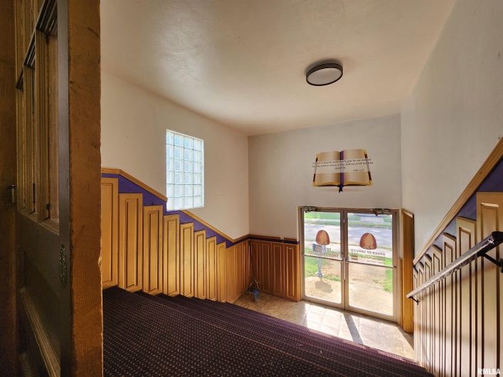 409 HILL Street, Marion, Illinois 62959-2746, 2 Bedrooms Bedrooms, 0 ,0,Residential,For Sale,HILL,0,RMAEB459364