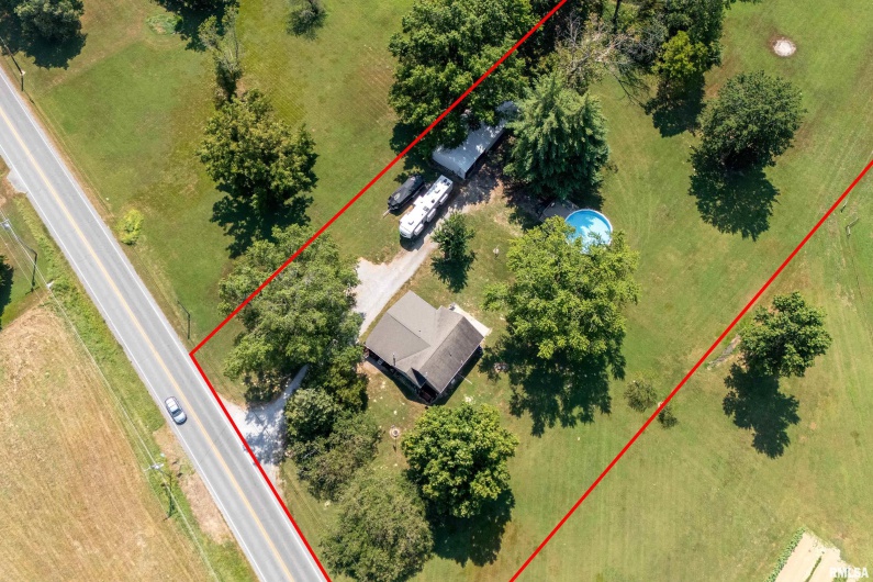 9933 Stotlar Road, Marion, Illinois 62959, 4 Bedrooms Bedrooms, 0 ,2 BathroomsBathrooms,Residential,For Sale,Stotlar,0,RMAQC4266599