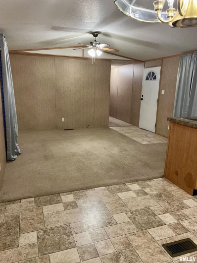 615 LIBERTY Road, Harrisburg, Illinois 62946, 3 Bedrooms Bedrooms, 0 ,2 BathroomsBathrooms,Residential,For Sale,LIBERTY,0,RMAEB457000
