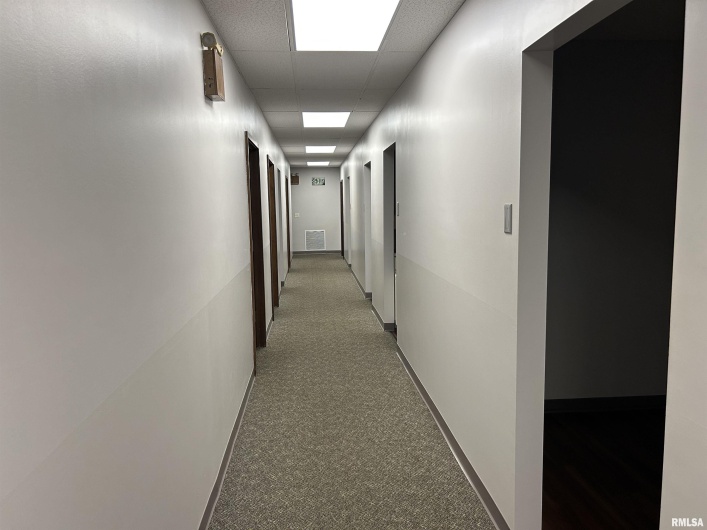 1112 MAIN Street, Carbondale, Illinois 62901, 0 , 0 ,0,Commercial Lease,For Sale,MAIN,0,RMAEB459372