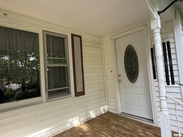 200 CRESTVIEW Drive, Dongola, Illinois 62926, 3 Bedrooms Bedrooms, 0 ,1 BathroomBathrooms,Residential,For Sale,CRESTVIEW,0,RMAEB459378