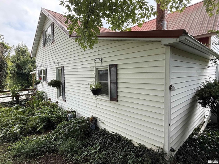 200 CRESTVIEW Drive, Dongola, Illinois 62926, 3 Bedrooms Bedrooms, 0 ,1 BathroomBathrooms,Residential,For Sale,CRESTVIEW,0,RMAEB459378