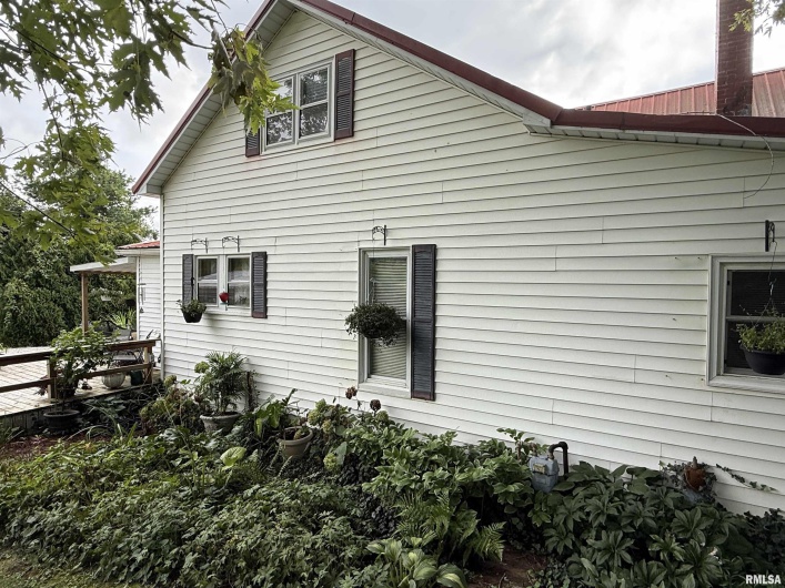 200 CRESTVIEW Drive, Dongola, Illinois 62926, 3 Bedrooms Bedrooms, 0 ,1 BathroomBathrooms,Residential,For Sale,CRESTVIEW,0,RMAEB459378