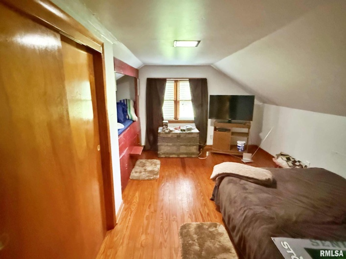 200 CRESTVIEW Drive, Dongola, Illinois 62926, 3 Bedrooms Bedrooms, 0 ,1 BathroomBathrooms,Residential,For Sale,CRESTVIEW,0,RMAEB459378
