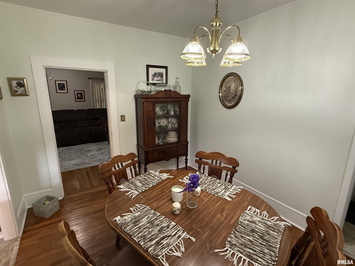 200 CRESTVIEW Drive, Dongola, Illinois 62926, 3 Bedrooms Bedrooms, 0 ,1 BathroomBathrooms,Residential,For Sale,CRESTVIEW,0,RMAEB459378