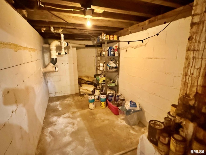 200 CRESTVIEW Drive, Dongola, Illinois 62926, 3 Bedrooms Bedrooms, 0 ,1 BathroomBathrooms,Residential,For Sale,CRESTVIEW,0,RMAEB459378