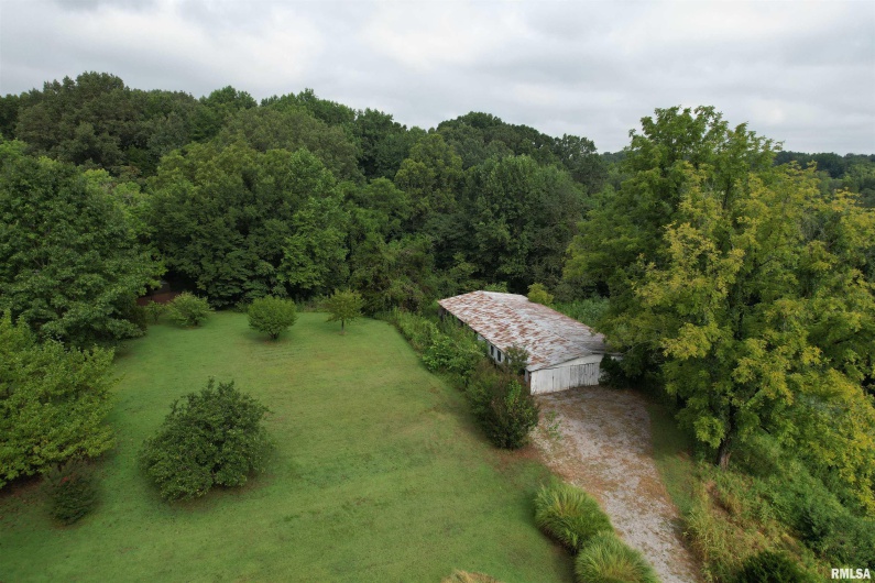 200 CRESTVIEW Drive, Dongola, Illinois 62926, 3 Bedrooms Bedrooms, 0 ,1 BathroomBathrooms,Residential,For Sale,CRESTVIEW,0,RMAEB459378