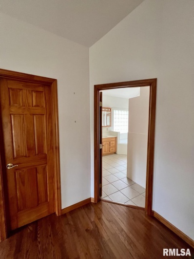 1385 Christian Chapel Road, Anna, Illinois 62906, 5 Bedrooms Bedrooms, 0 ,3 BathroomsBathrooms,Residential,For Sale,Christian Chapel,0,RMAQC4266653