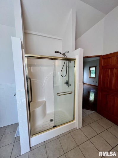 1385 Christian Chapel Road, Anna, Illinois 62906, 5 Bedrooms Bedrooms, 0 ,3 BathroomsBathrooms,Residential,For Sale,Christian Chapel,0,RMAQC4266653