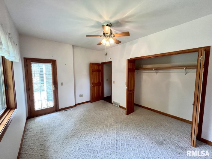 1385 Christian Chapel Road, Anna, Illinois 62906, 5 Bedrooms Bedrooms, 0 ,3 BathroomsBathrooms,Residential,For Sale,Christian Chapel,0,RMAQC4266653