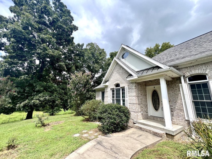 1385 Christian Chapel Road, Anna, Illinois 62906, 5 Bedrooms Bedrooms, 0 ,3 BathroomsBathrooms,Residential,For Sale,Christian Chapel,0,RMAQC4266653