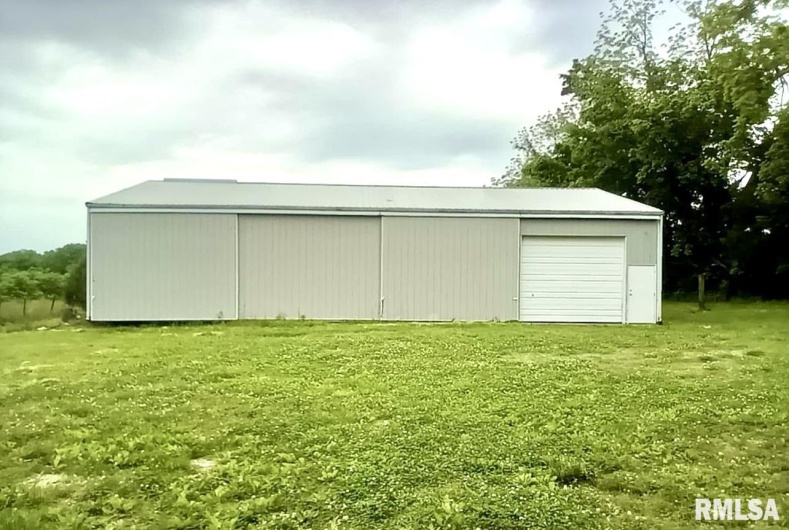 1385 Christian Chapel Road, Anna, Illinois 62906, 5 Bedrooms Bedrooms, 0 ,3 BathroomsBathrooms,Residential,For Sale,Christian Chapel,0,RMAQC4266653