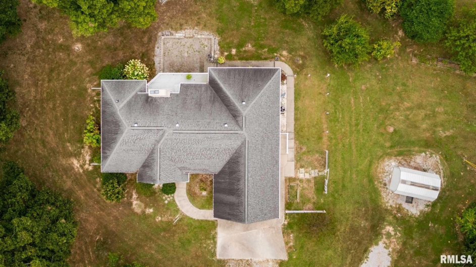 1385 Christian Chapel Road, Anna, Illinois 62906, 5 Bedrooms Bedrooms, 0 ,3 BathroomsBathrooms,Residential,For Sale,Christian Chapel,0,RMAQC4266653