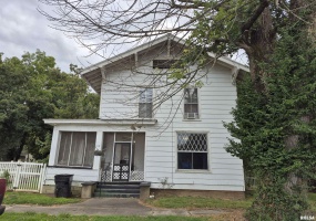 212 ILLINOIS Street, Golconda, Illinois 62938, 4 Bedrooms Bedrooms, 0 ,2 BathroomsBathrooms,Residential,For Sale,ILLINOIS,0,RMAEB459403