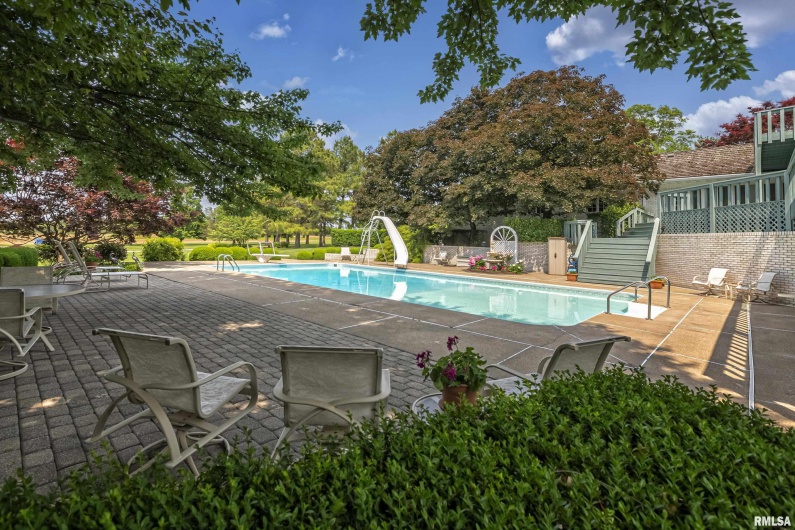 15866 Moellers Road, Marion, Illinois 62959, 7 Bedrooms Bedrooms, 0 ,6 BathroomsBathrooms,Residential,For Sale,Moellers,0,RMAEB459406