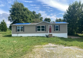 708 Route 146, Cave In Rock, Illinois 62919, 3 Bedrooms Bedrooms, 0 ,2 BathroomsBathrooms,Residential,For Sale,Route 146,0,RMAEB459421